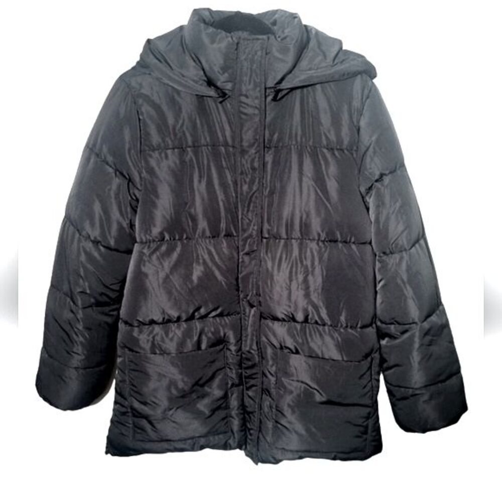 Fashion Nova Womens Black Puffer Jacket with pockets and detach hood size Medium
